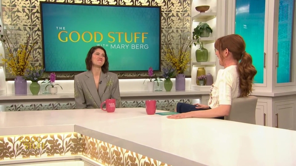 Mary_Elizabeth_Winstead_dishes_on__A_Gentleman_in_Moscow____The_Good_Stuff_with_Mary_Berg_1080p_373.jpg